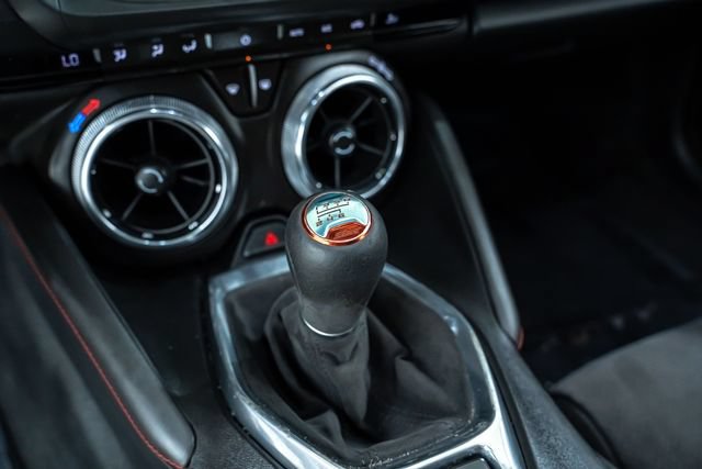 Used 2017 Chevrolet Camaro SS RWD image 27
