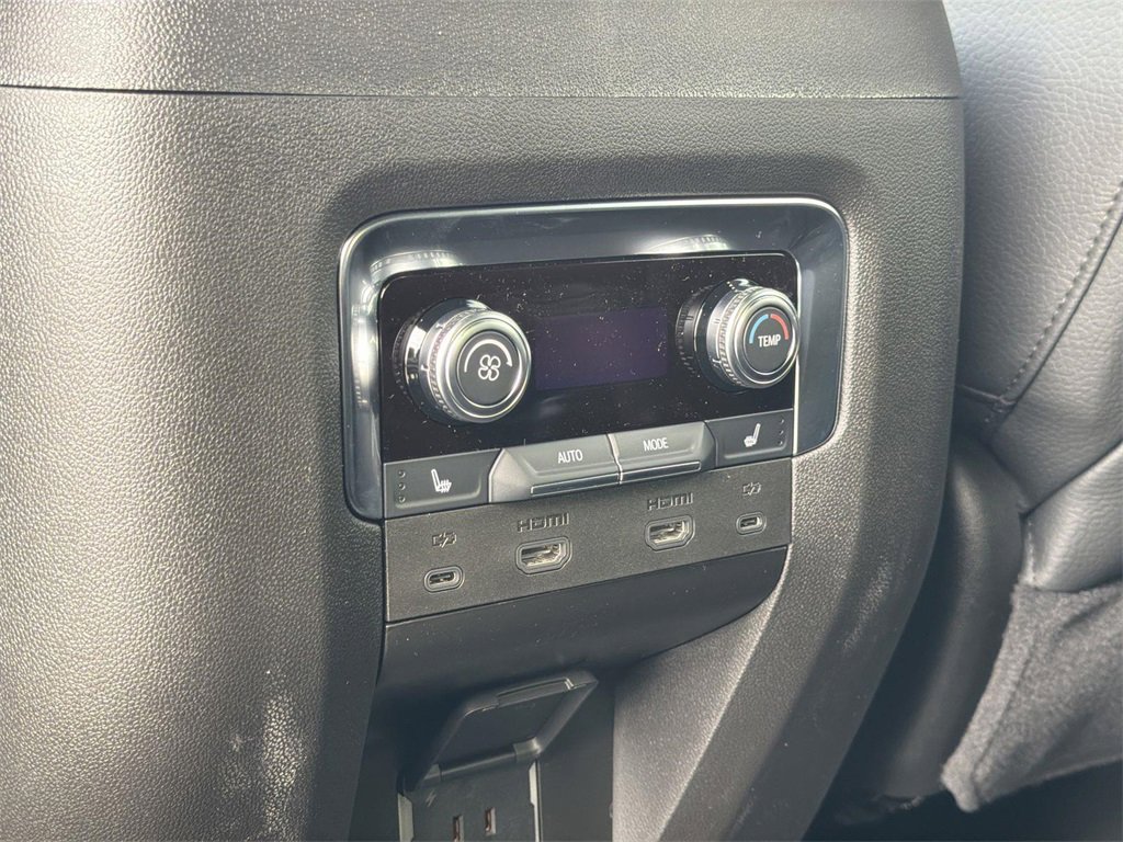 New 2026 GMC Yukon Denali w/ Denali Reserve Package image 27
