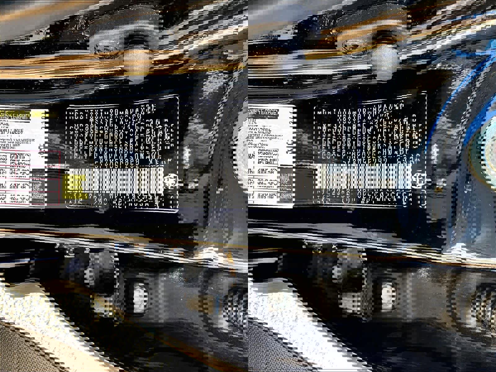 Used 2023 Toyota Corolla LE image 36