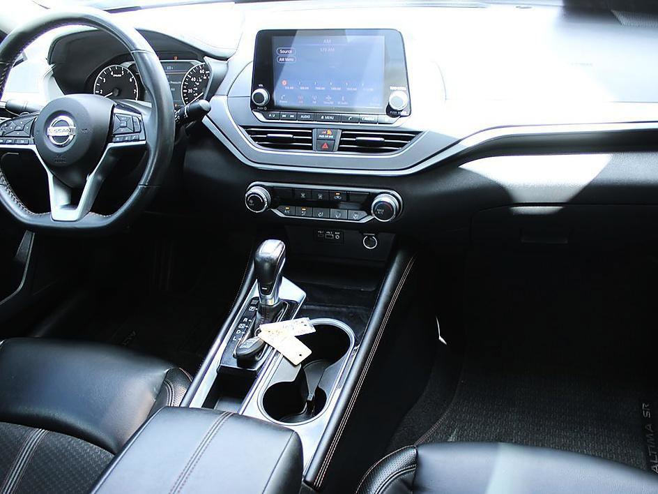 Used 2023 Nissan Altima 2.5 SR FWD image 16