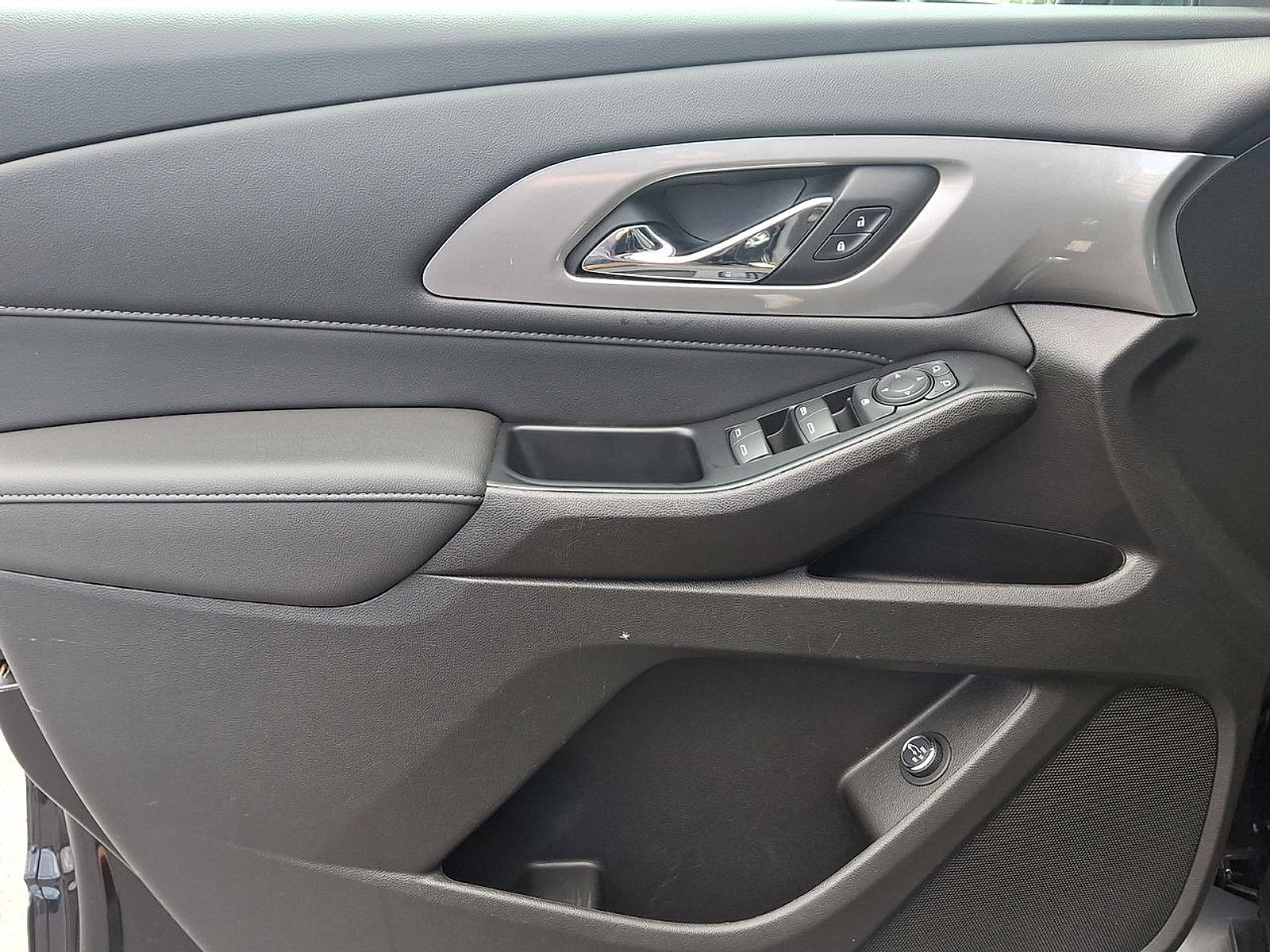 Certified 2023 Chevrolet Traverse LT image 21