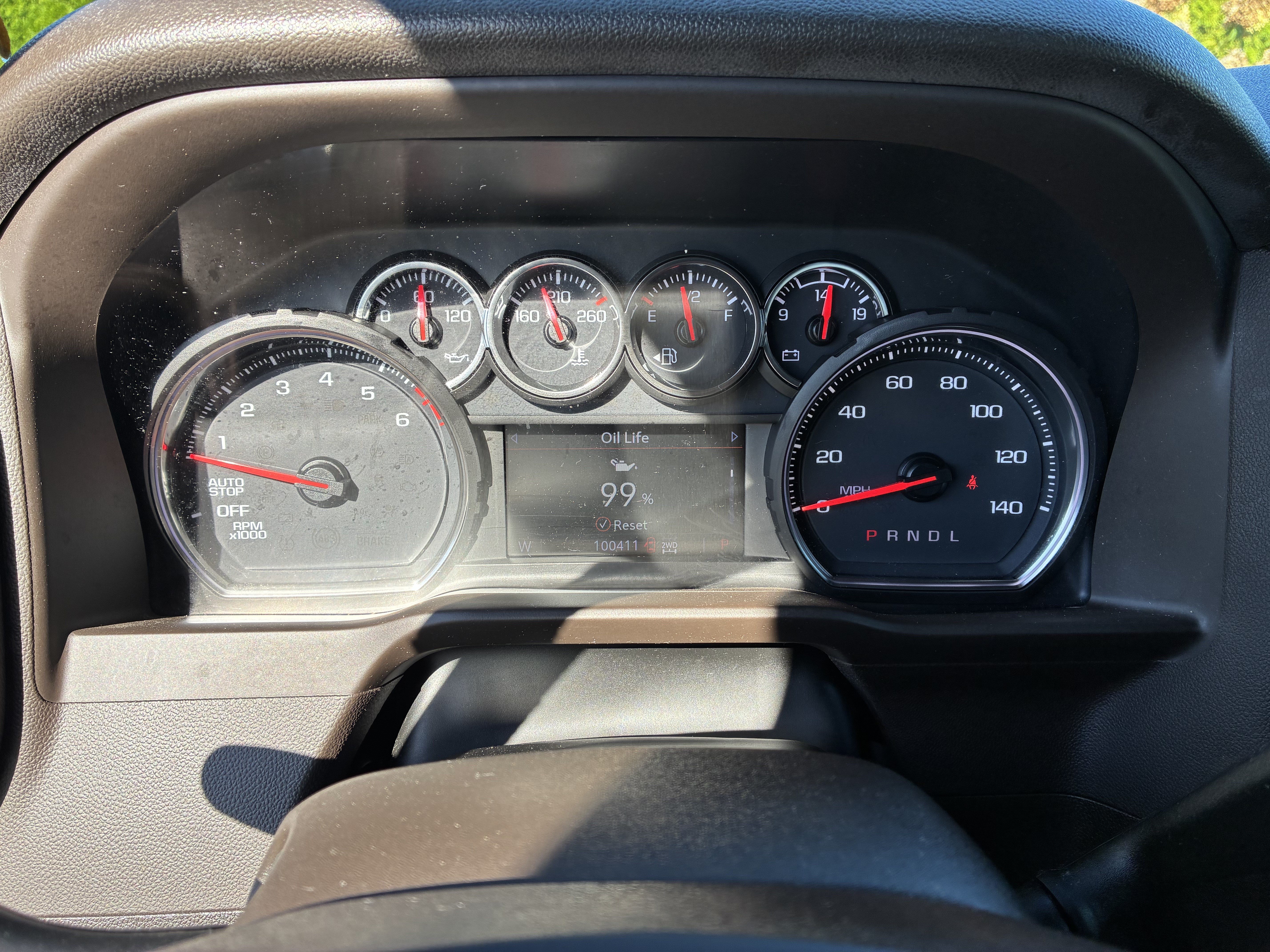 Used 2022 Chevrolet Silverado 1500 LT AWD/4WD image 31