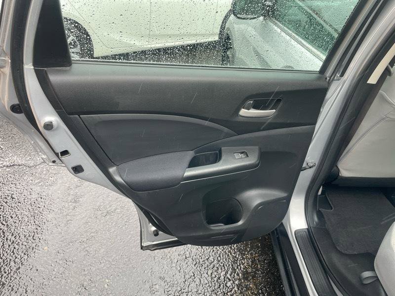 Used 2015 Honda CR-V LX image 25