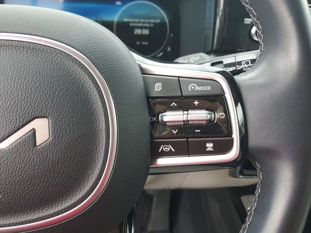 Certified 2023 Kia Sorento SX image 21