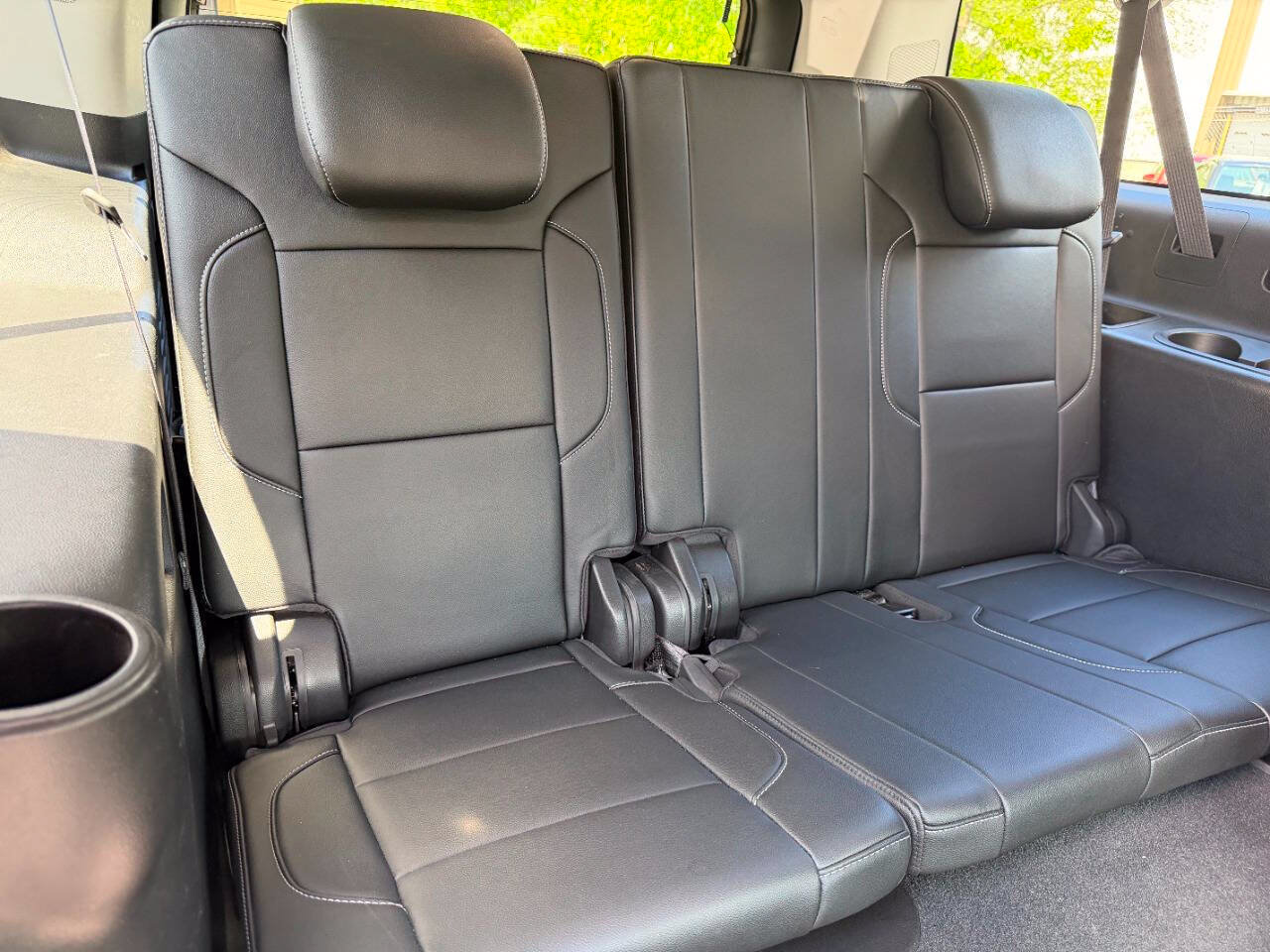 Used 2019 Chevrolet Suburban 3500 LT AWD/4WD image 38