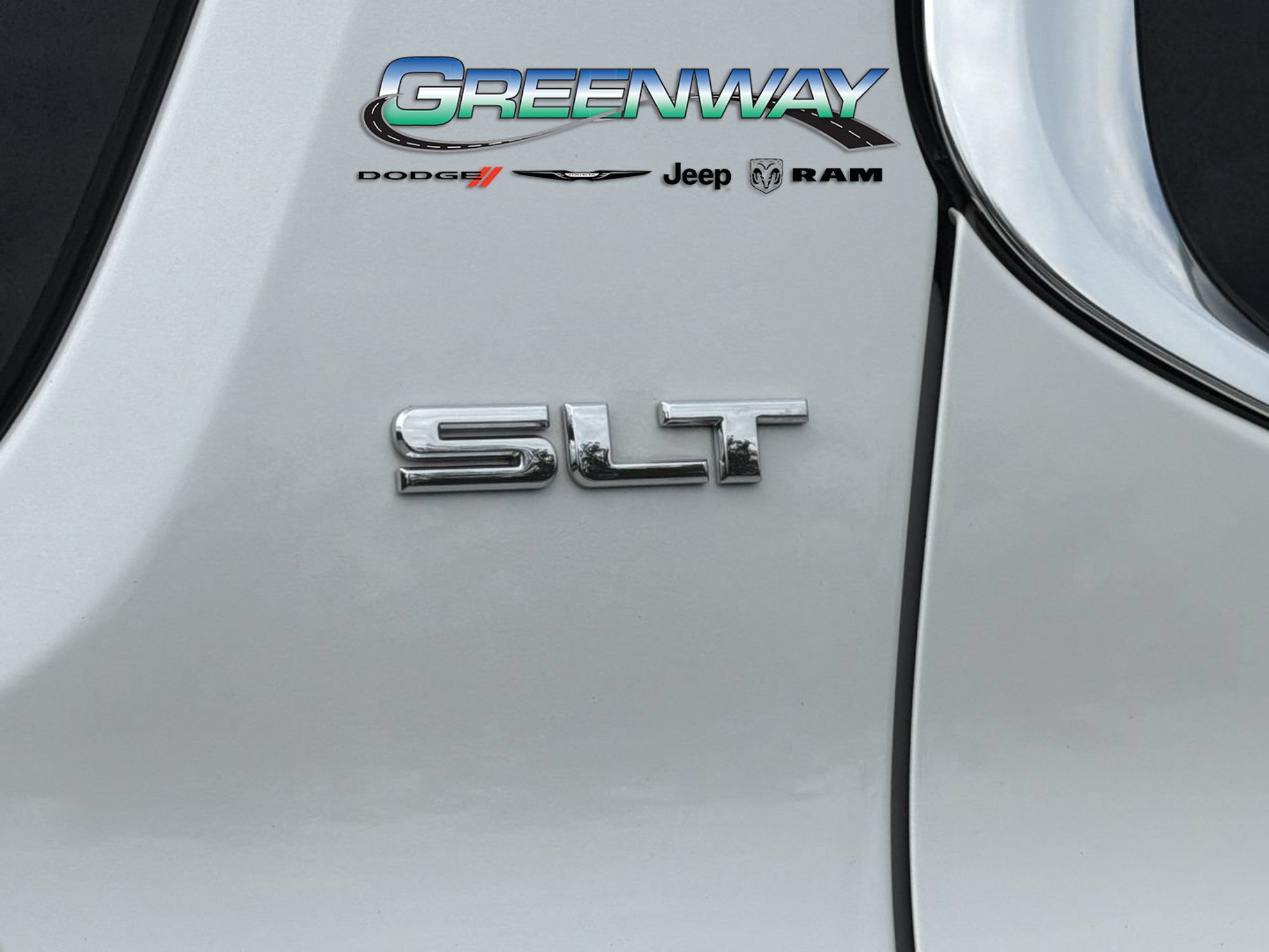 Used 2019 GMC Acadia SLT w/ LPO, Floor Liner Package FWD image 36