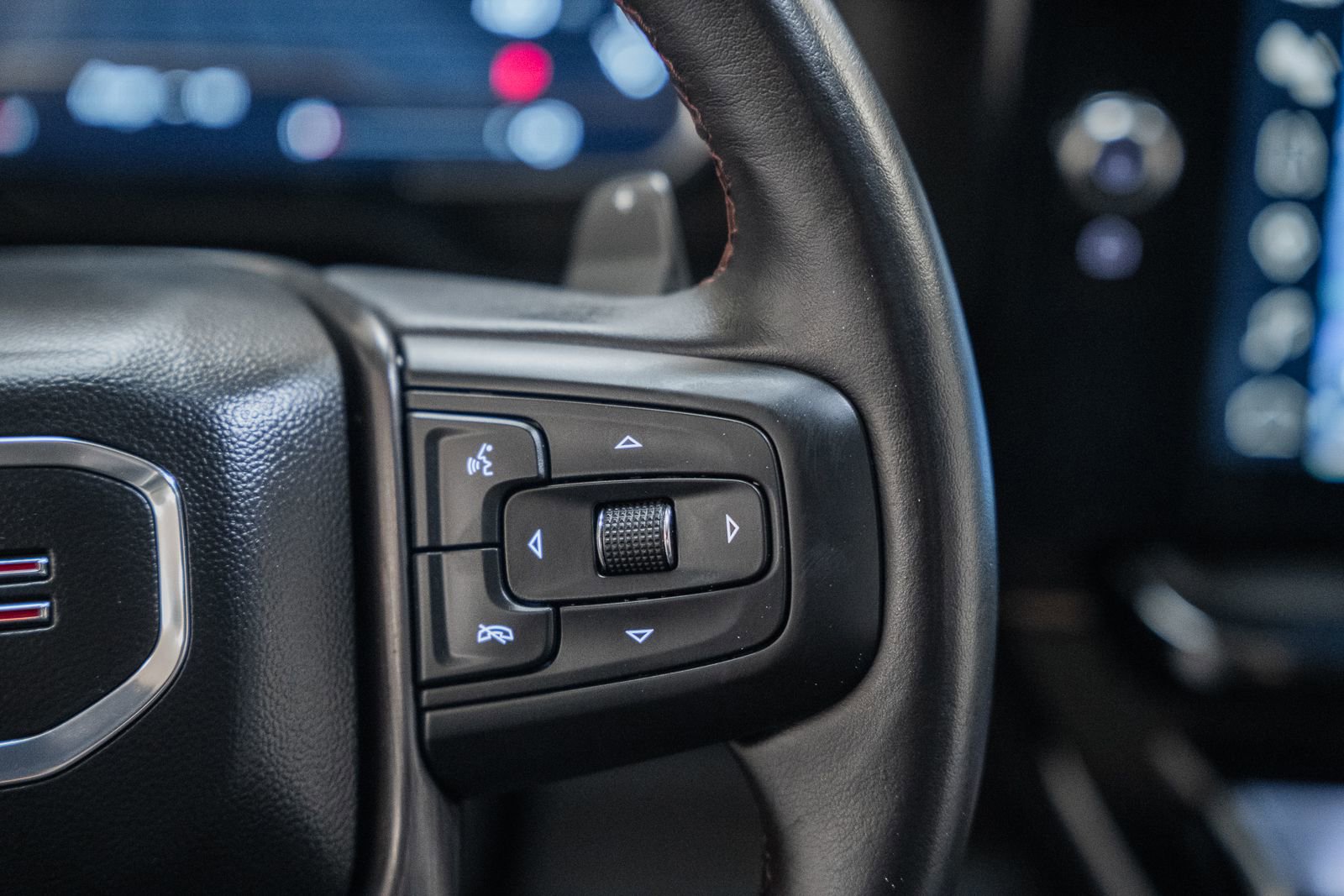 Used 2023 GMC Sierra 1500 AT4X image 37