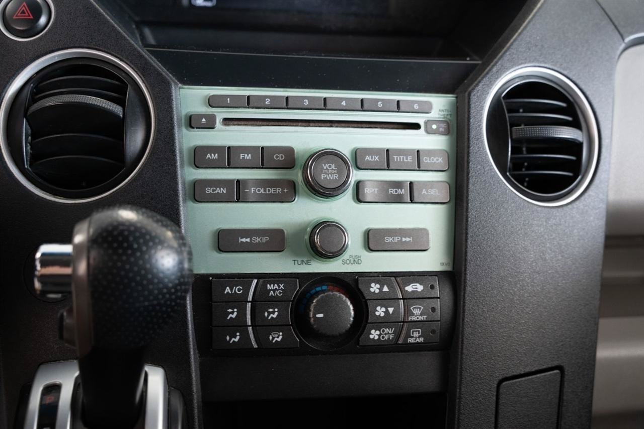 Used 2010 Honda Pilot LX image 16