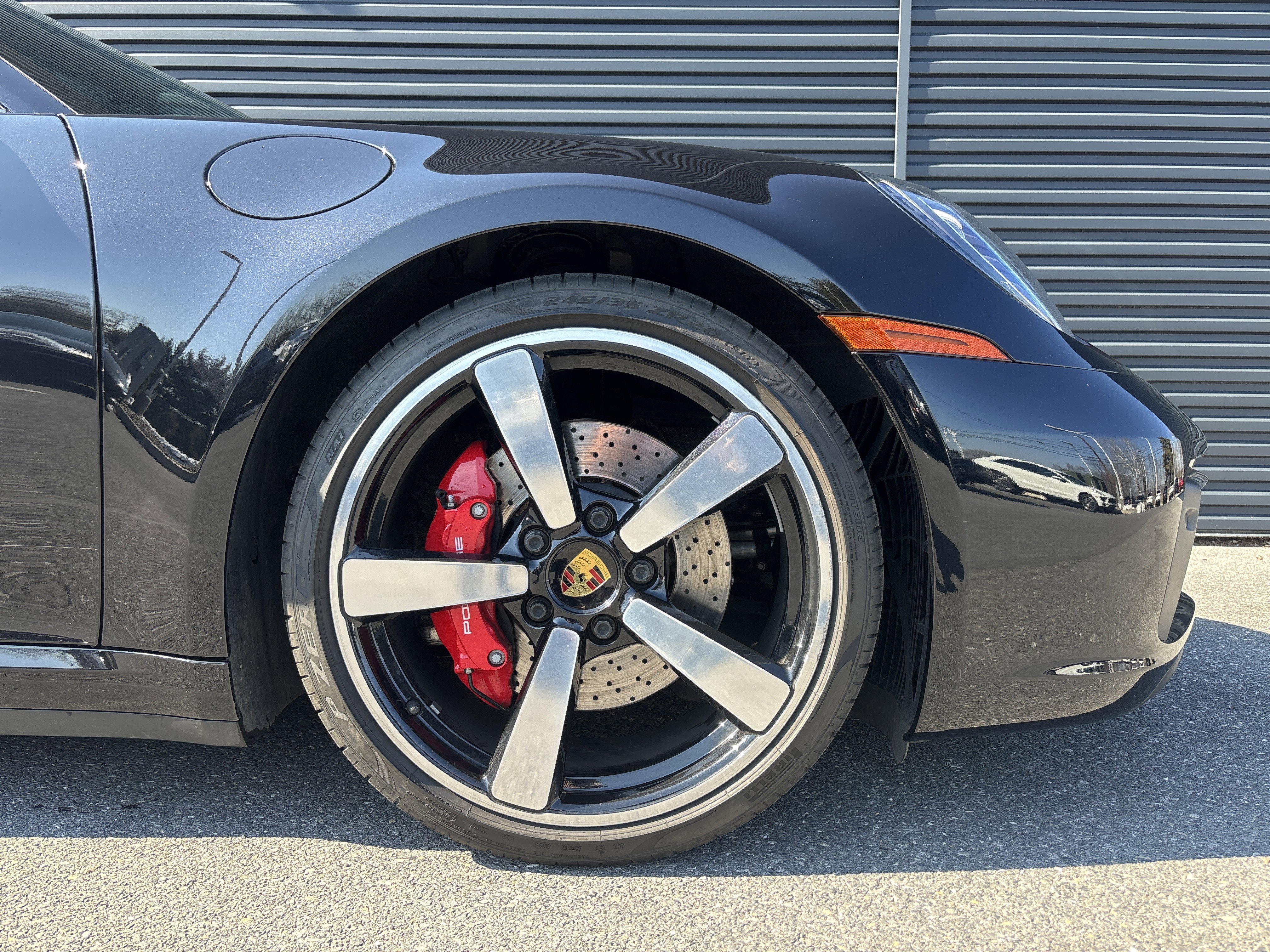 Used 2020 Porsche 911 Carrera 4S w/ Premium Package image 9