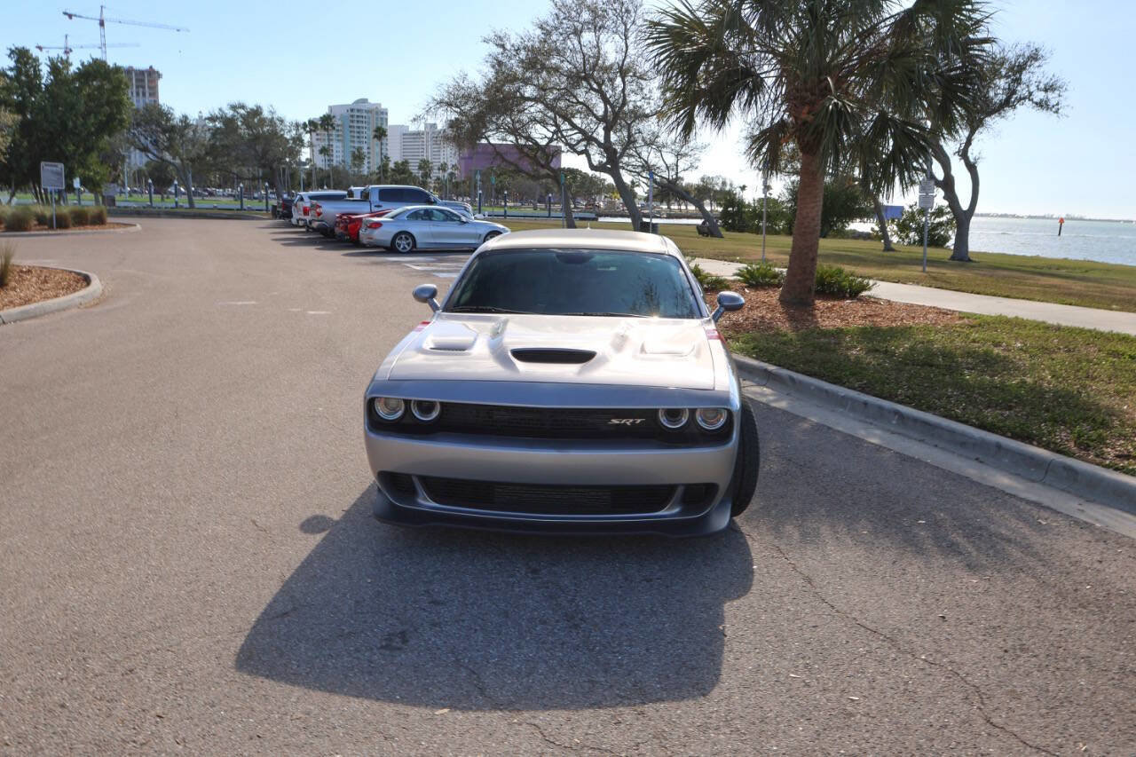 Used 2015 Dodge Challenger SRT Hellcat image 19