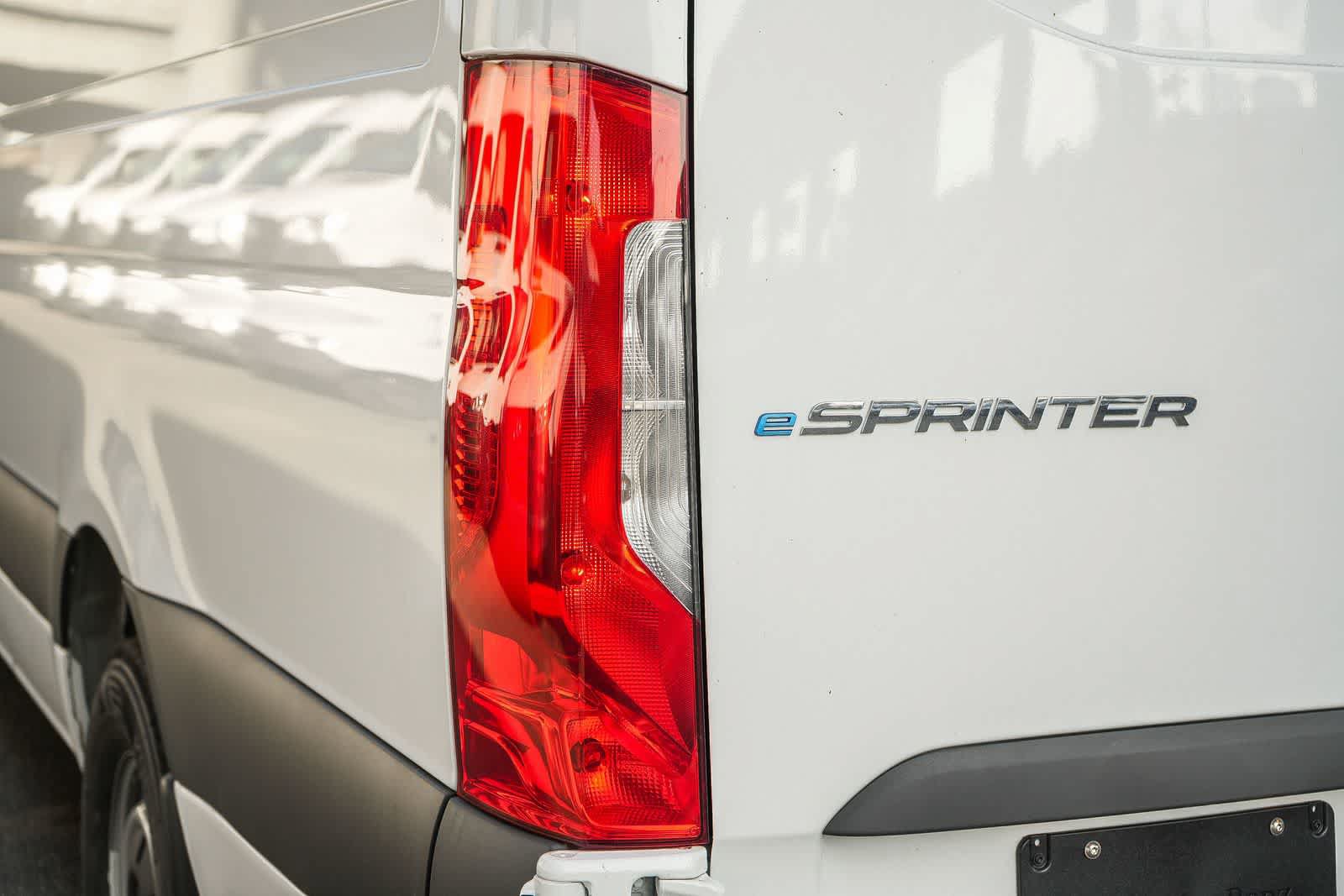 New 2025 Mercedes-Benz eSprinter 170 Cargo image 9