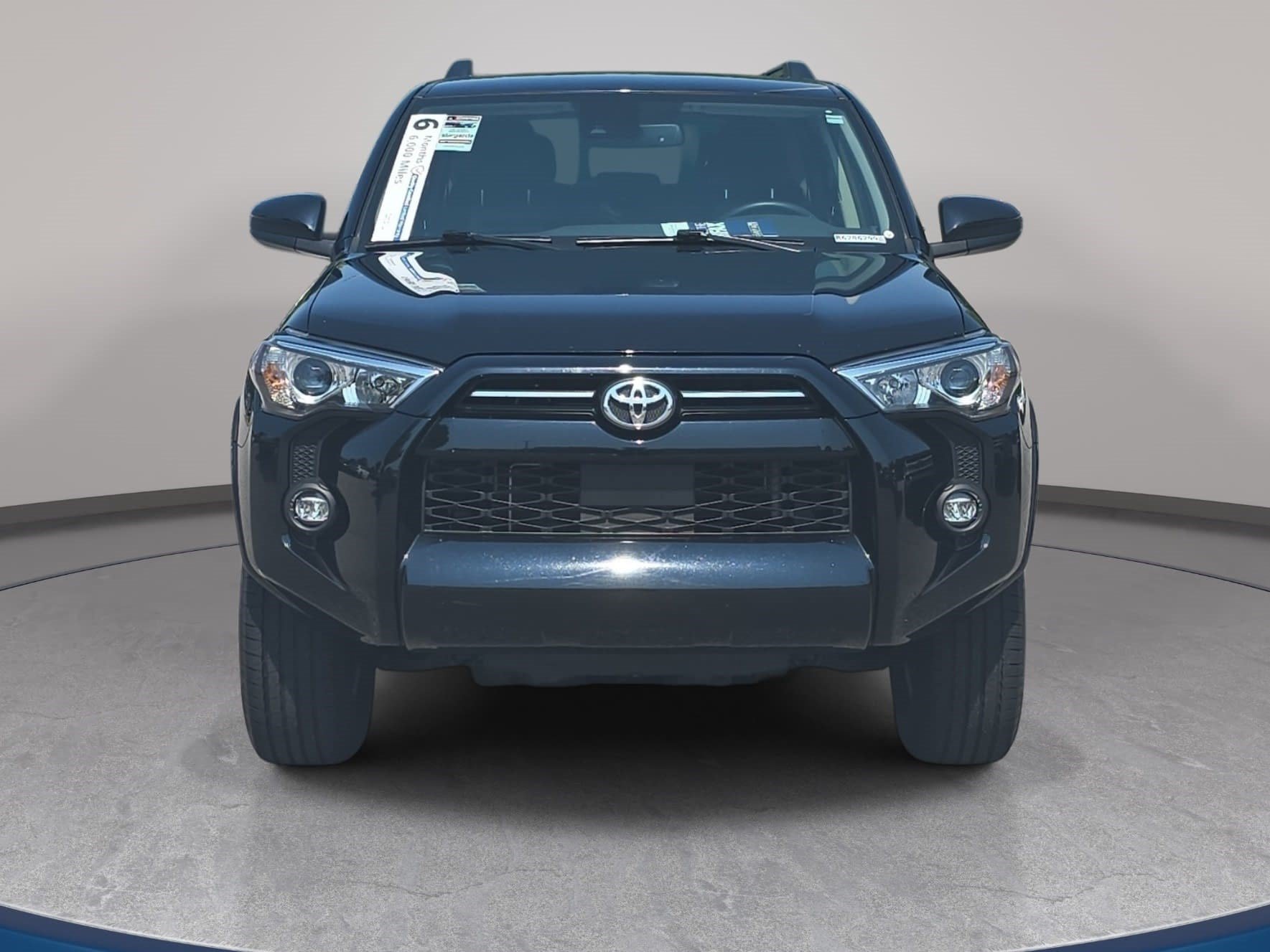 Used 2024 Toyota 4Runner SR5 AWD/4WD image 2