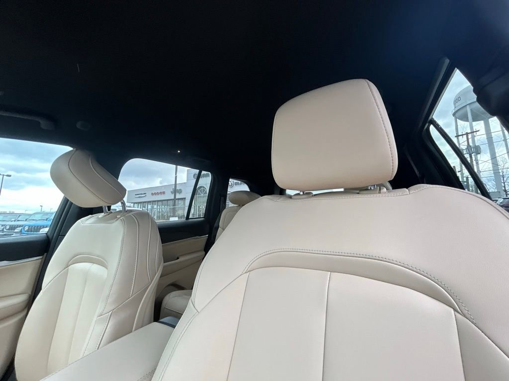 New 2026 Jeep Grand Cherokee Limited image 15