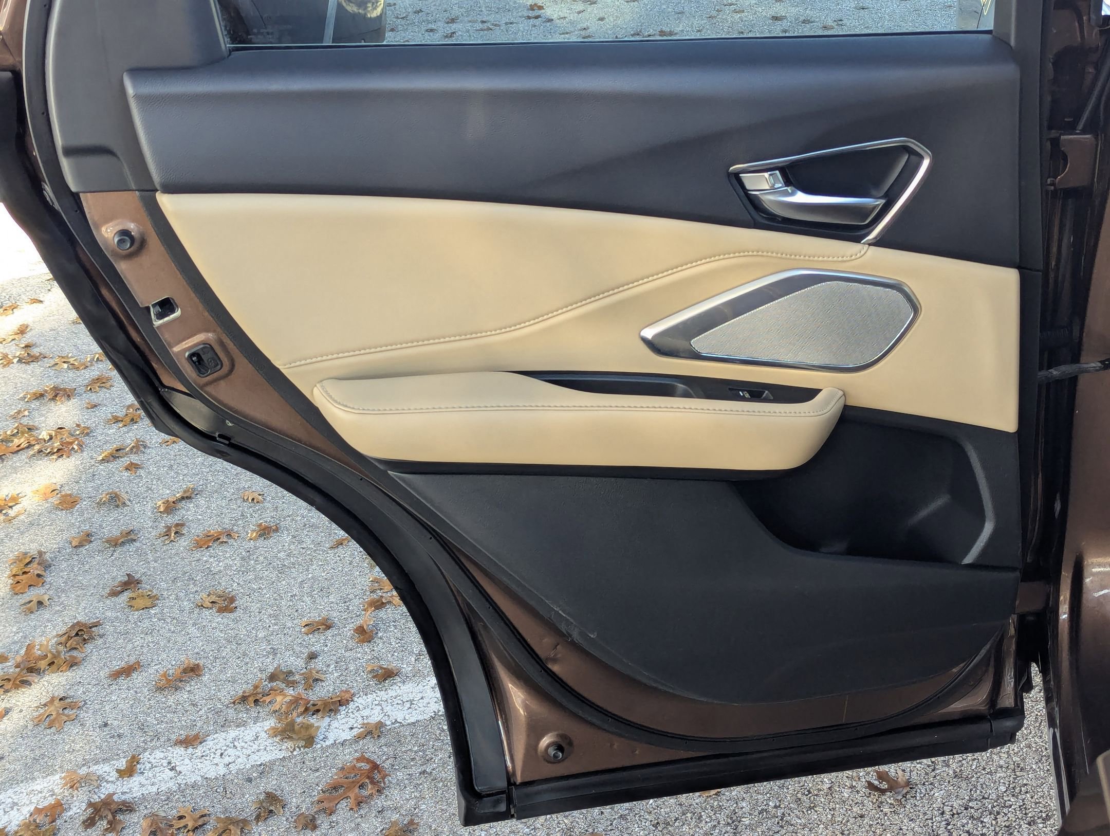 Used 2019 Acura RDX FWD w/ Technology Package image 16