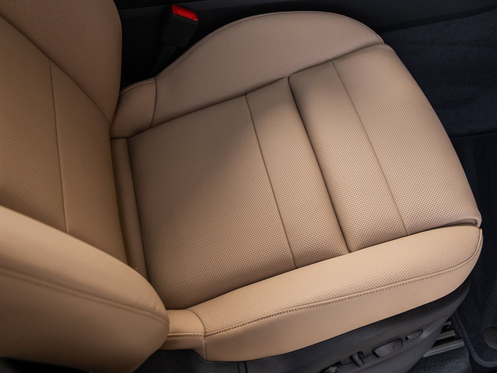 New 2026 Porsche Cayenne AWD/4WD image 43