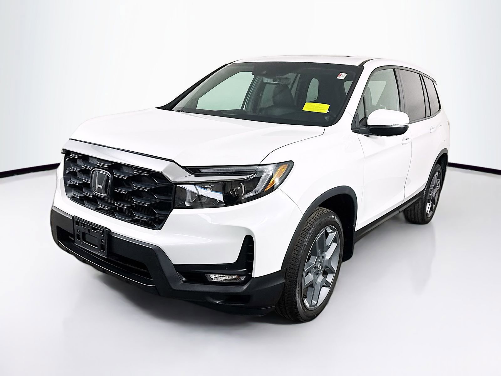 Used 2023 Honda Passport EX-L image 3