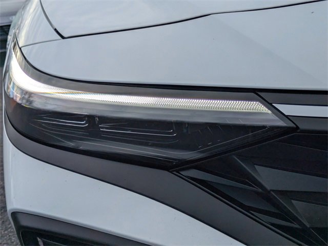 Certified 2025 Hyundai Elantra Sport image 10