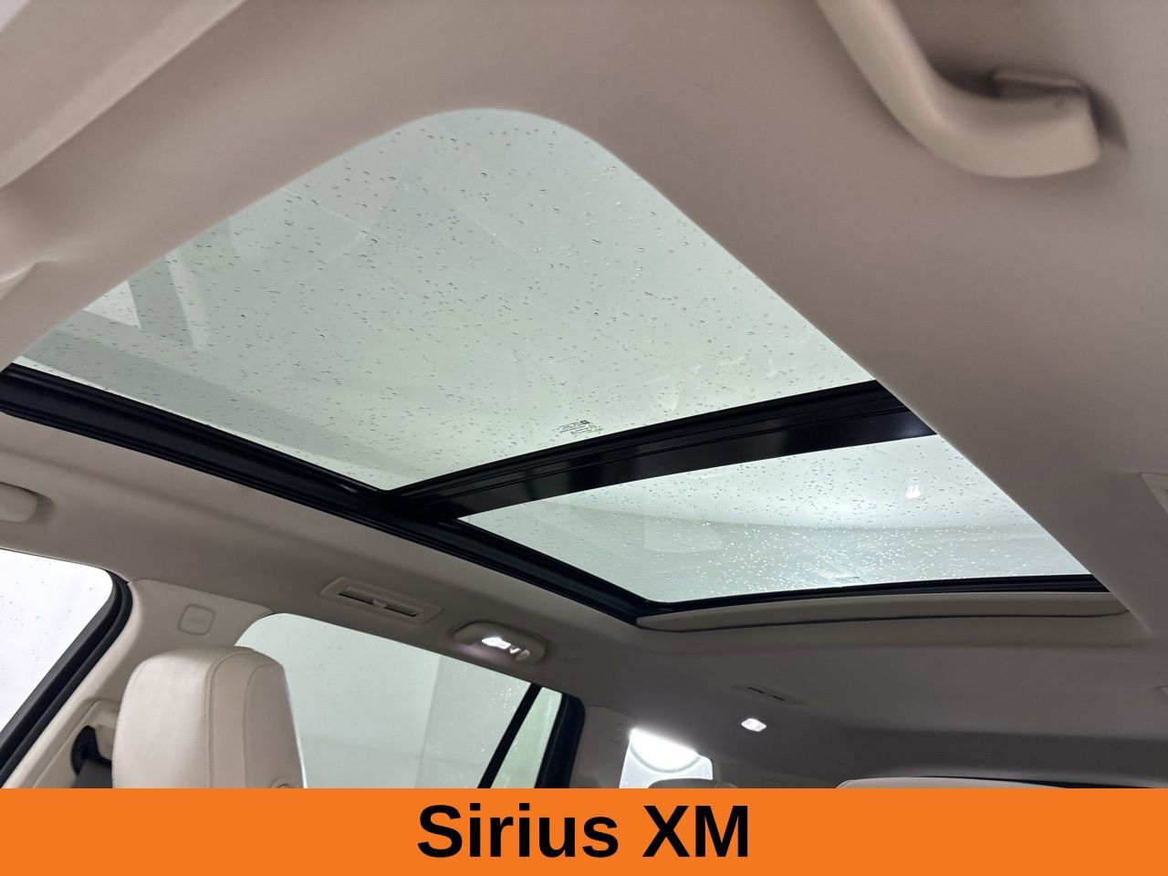 Used 2023 Cadillac XT6 Premium Luxury w/ Technology Package image 11