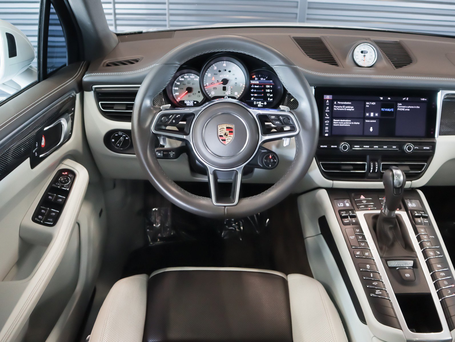 Certified 2021 Porsche Macan GTS AWD/4WD image 13
