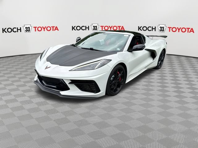 Used 2020 Chevrolet Corvette Stingray Preferred Cpe w/ 2LT Preferred Equipment Group RWD image 3