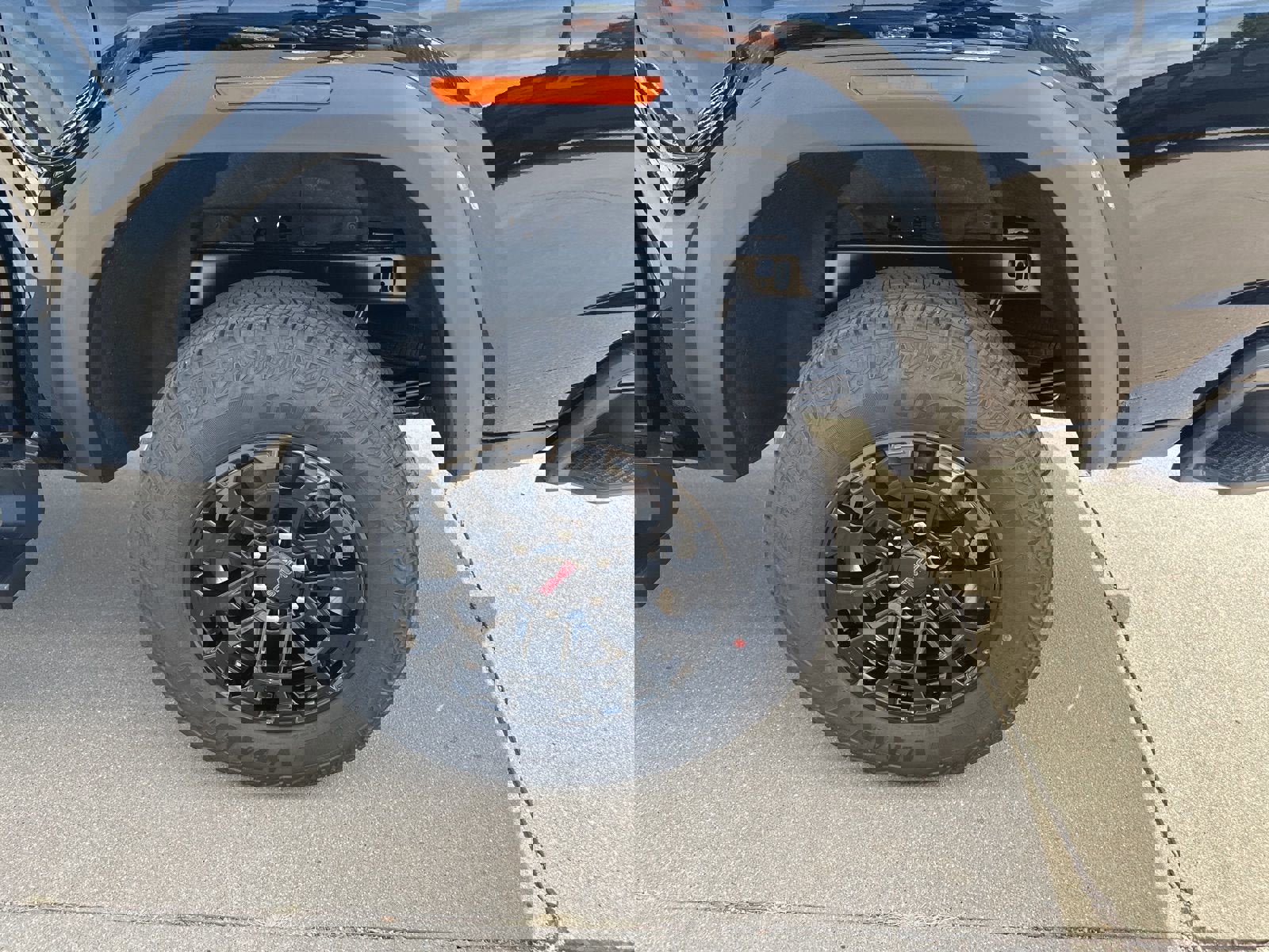 New 2026 GMC Canyon Elevation image 15