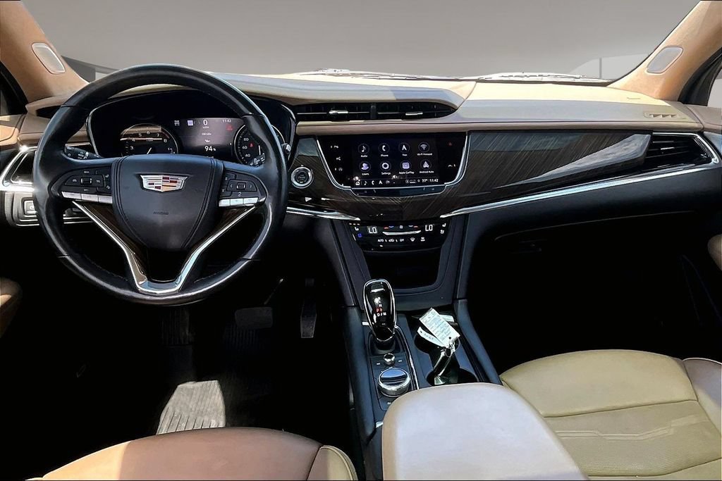 Certified 2023 Cadillac XT6 Premium Luxury w/ Platinum Package AWD/4WD image 15