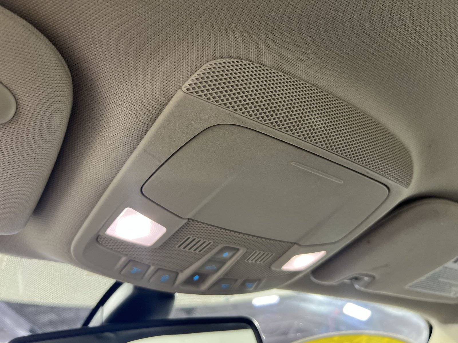 Used 2020 Ford Fusion Energi Titanium FWD image 37