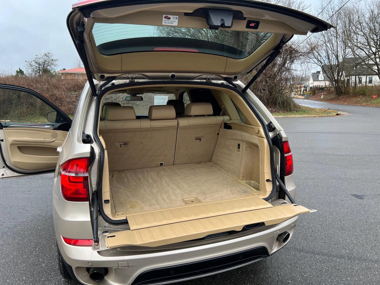 Used 2013 BMW X5 xDrive35i image 12