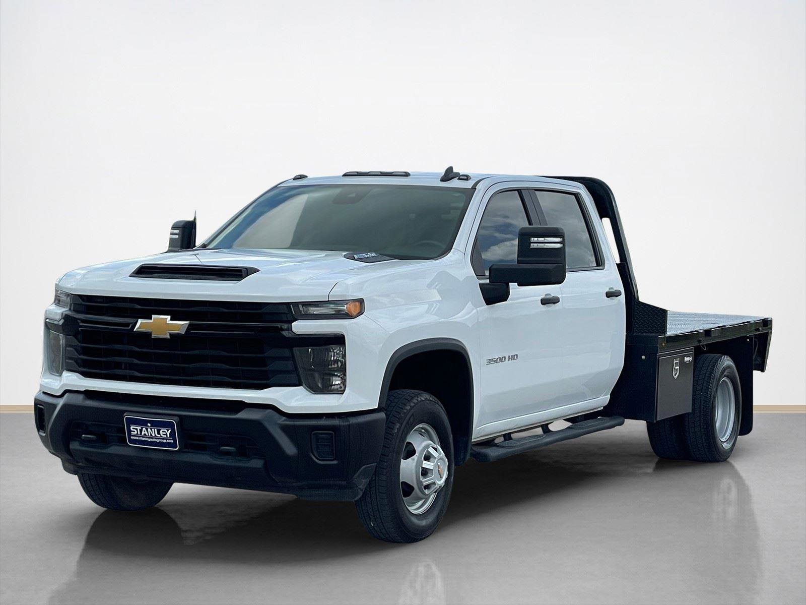 Used 2024 Chevrolet Silverado 3500 W/T w/ WT Convenience Package image 3