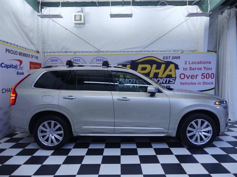 Used 2016 Volvo XC90 T6 Momentum w/ Momentum Plus Package AWD/4WD image 30