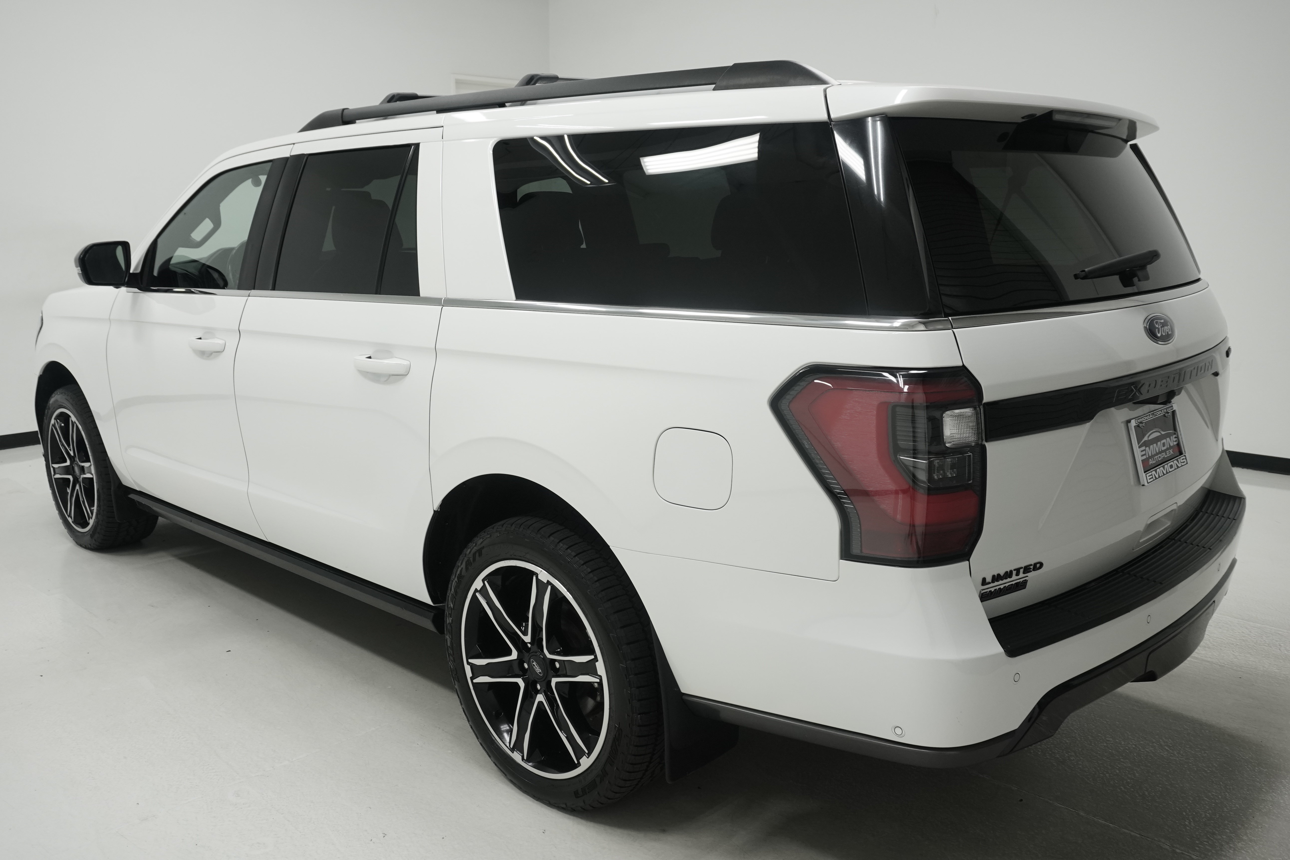 Used 2021 Ford Expedition Max Limited AWD/4WD image 5