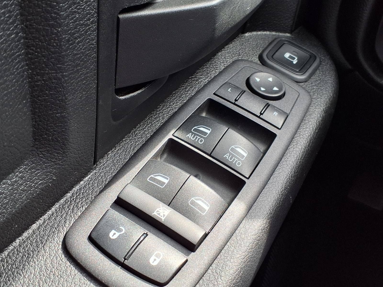 Used 2024 RAM 2500 Tradesman w/ Convenience Group AWD/4WD image 15