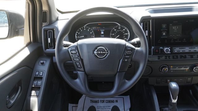 Used 2026 Nissan Frontier SV image 16