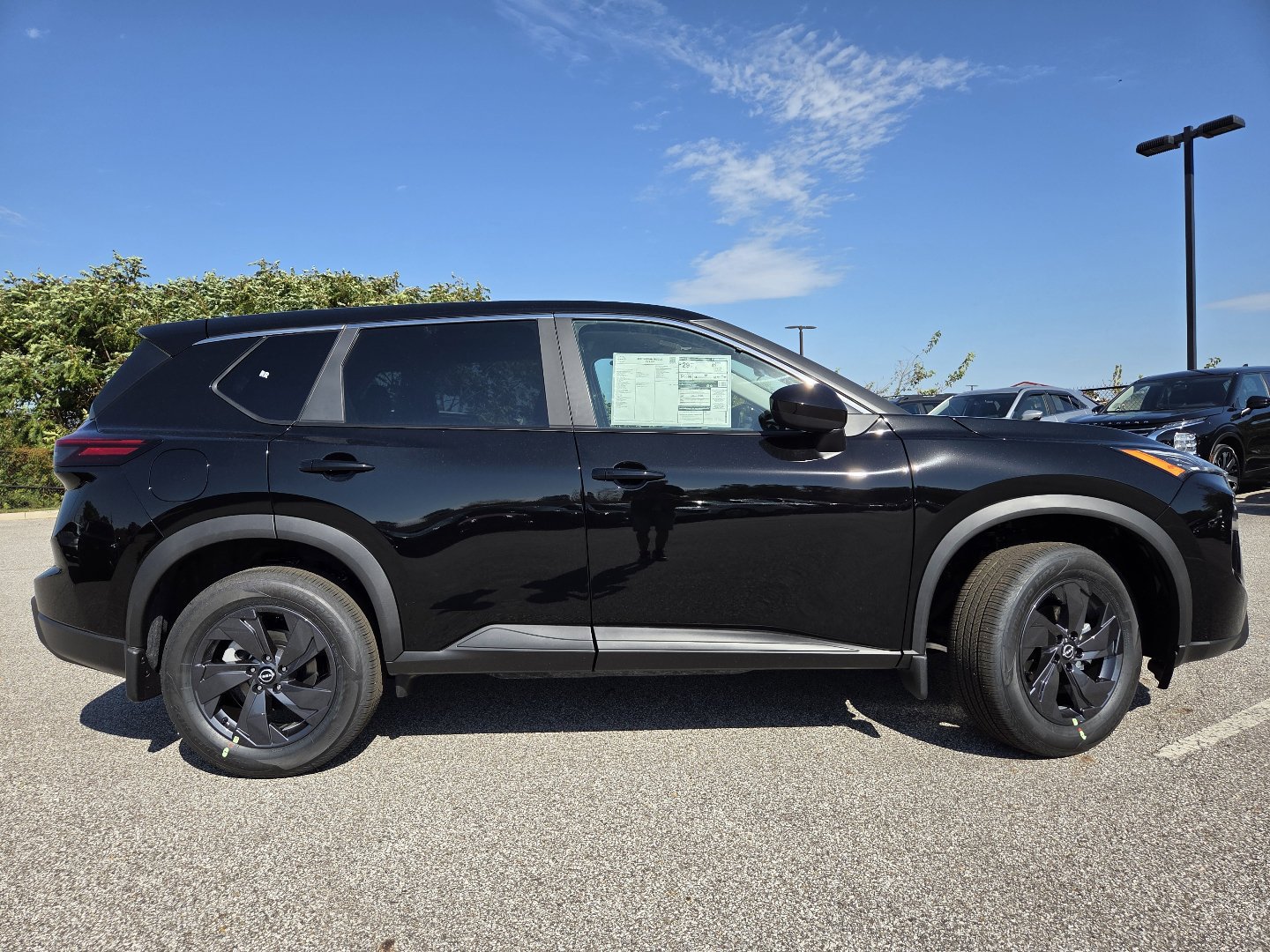 New 2027 Nissan Rogue SV w/ Cold Weather Package AWD/4WD image 19