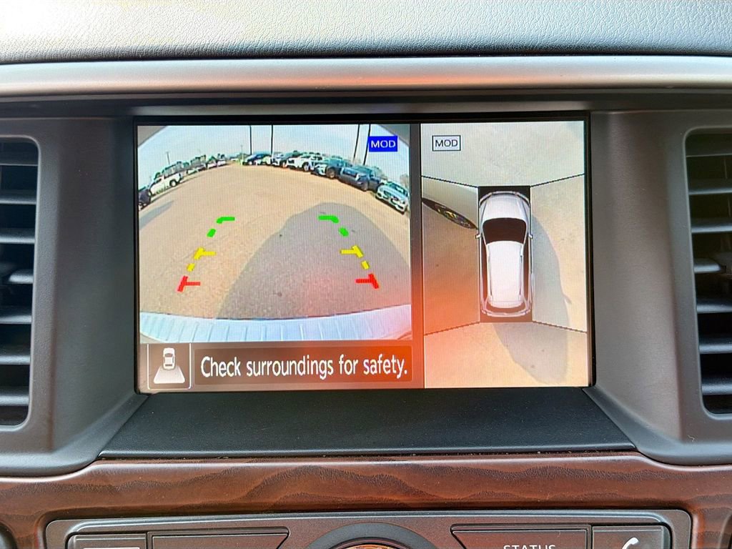 Used 2020 Nissan Pathfinder Platinum image 15