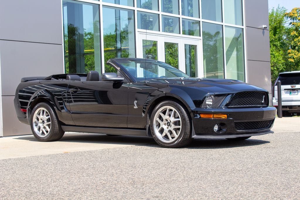 Used 2007 Ford Mustang Shelby GT500 RWD image 3