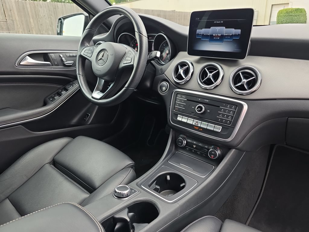 Used 2020 Mercedes-Benz GLA 250 image 18