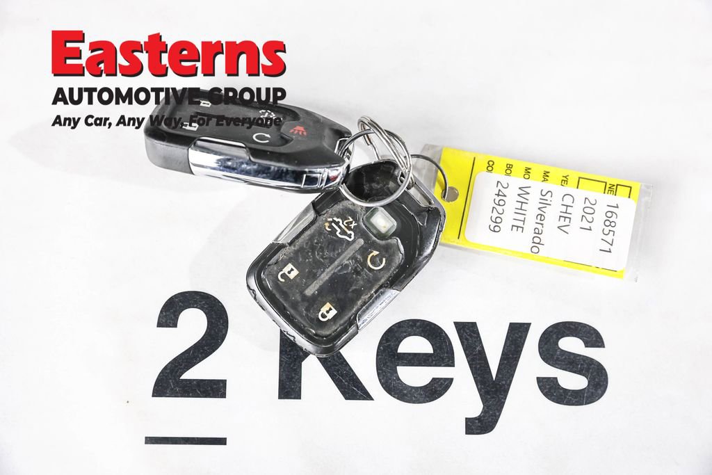 Used 2021 Chevrolet Silverado 1500 LT AWD/4WD image 27