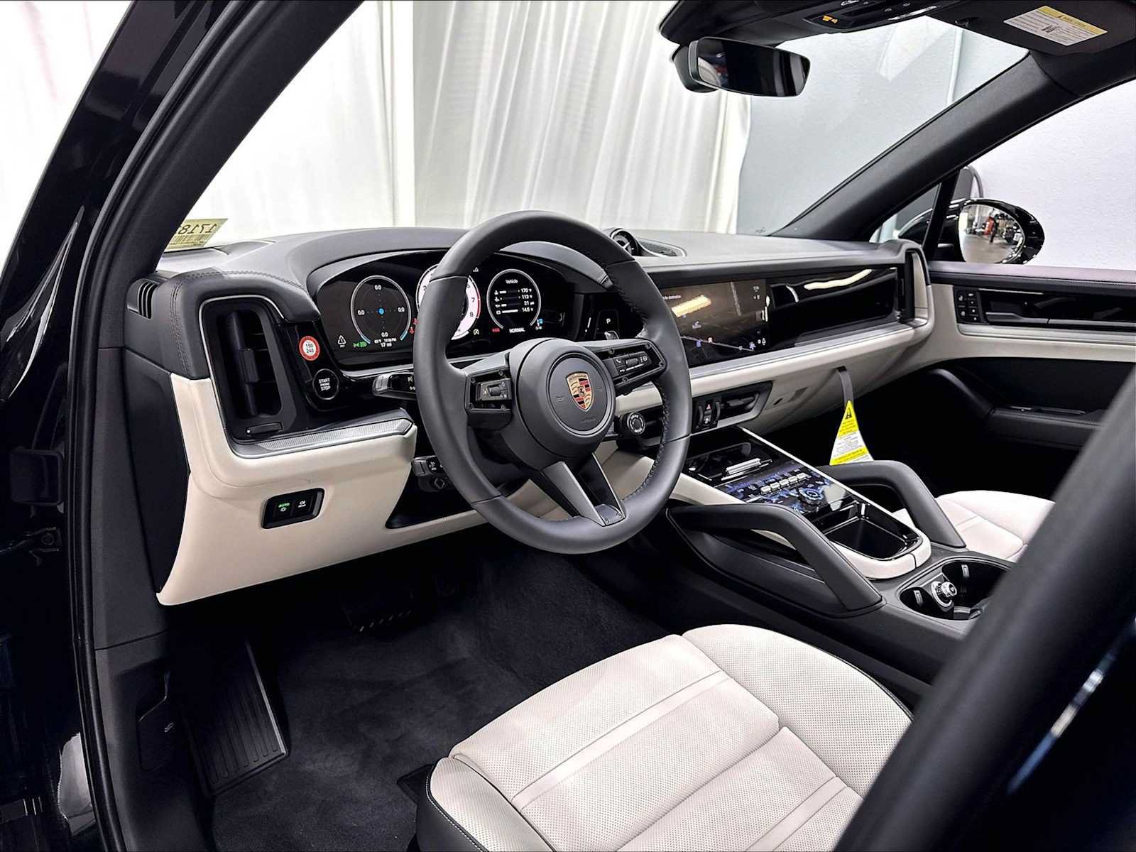 New 2026 Porsche Cayenne S AWD/4WD image 4