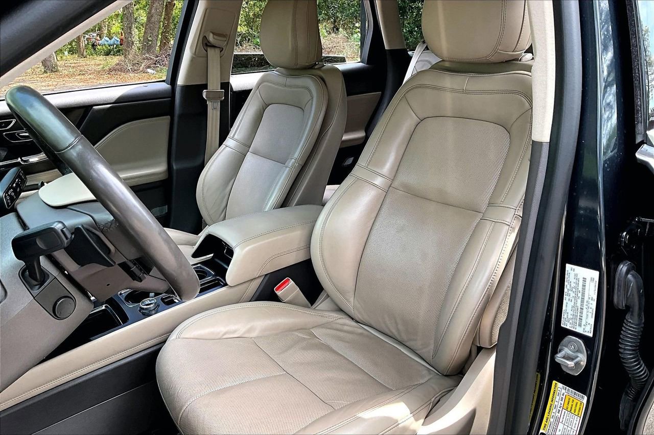 Used 2020 Lincoln Corsair Reserve image 18