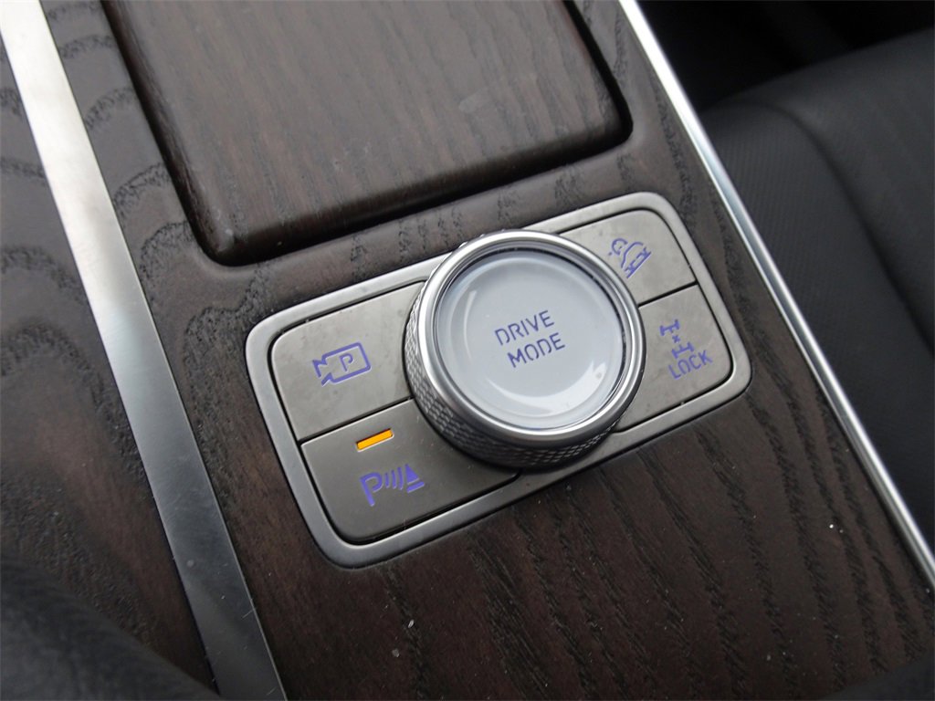 Used 2024 Genesis GV80 3.5T w/ Advanced Package image 16