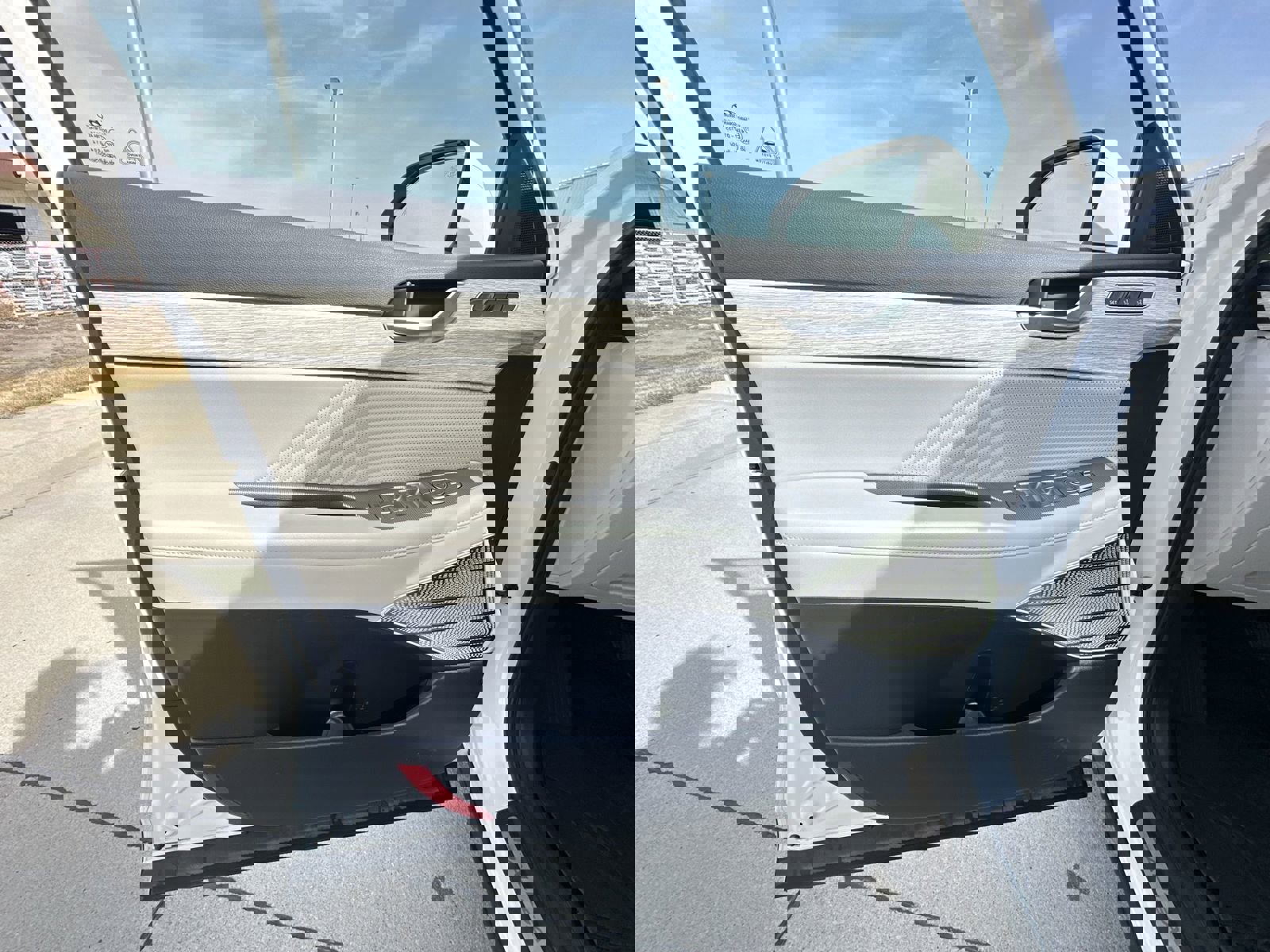 Used 2024 Hyundai Palisade Calligraphy image 23