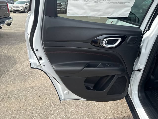 New 2026 Jeep Compass Trailhawk w/ Sun, Sound & Navigation Group AWD/4WD image 22