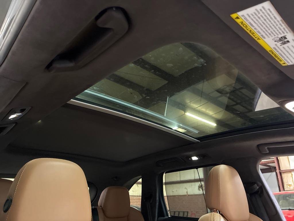 Used 2016 Porsche Cayenne Turbo image 41
