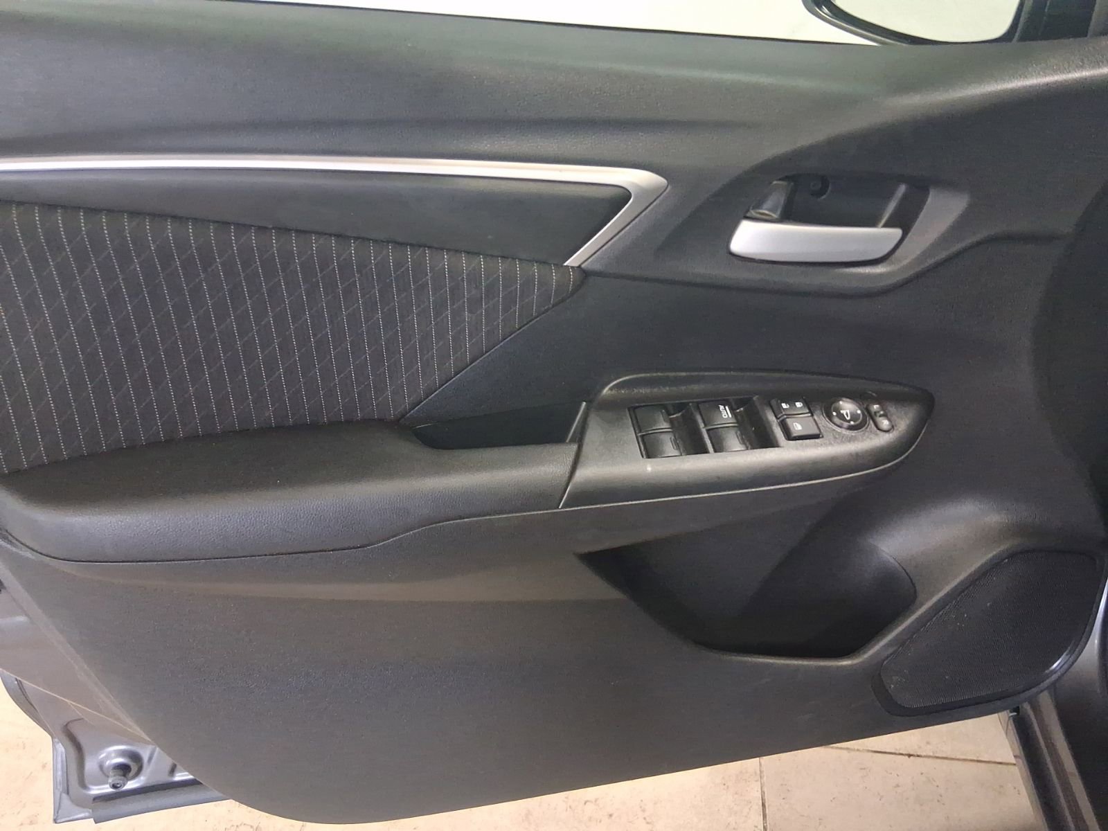 Used 2019 Honda Fit EX image 19