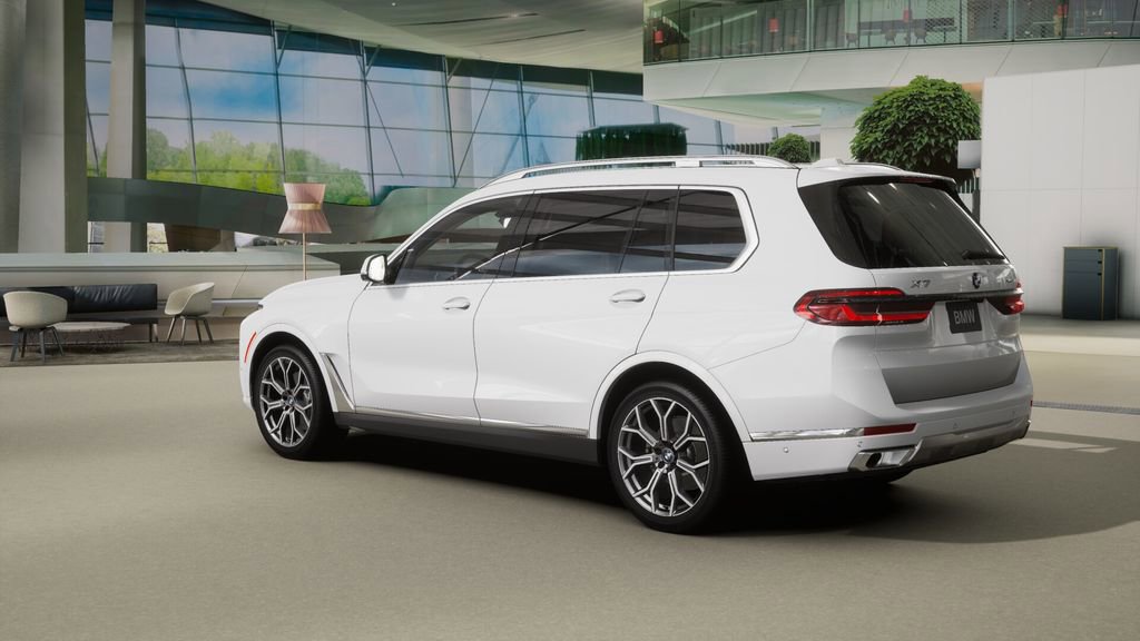 Used 2026 BMW X7 xDrive40i w/ Premium Package image 29