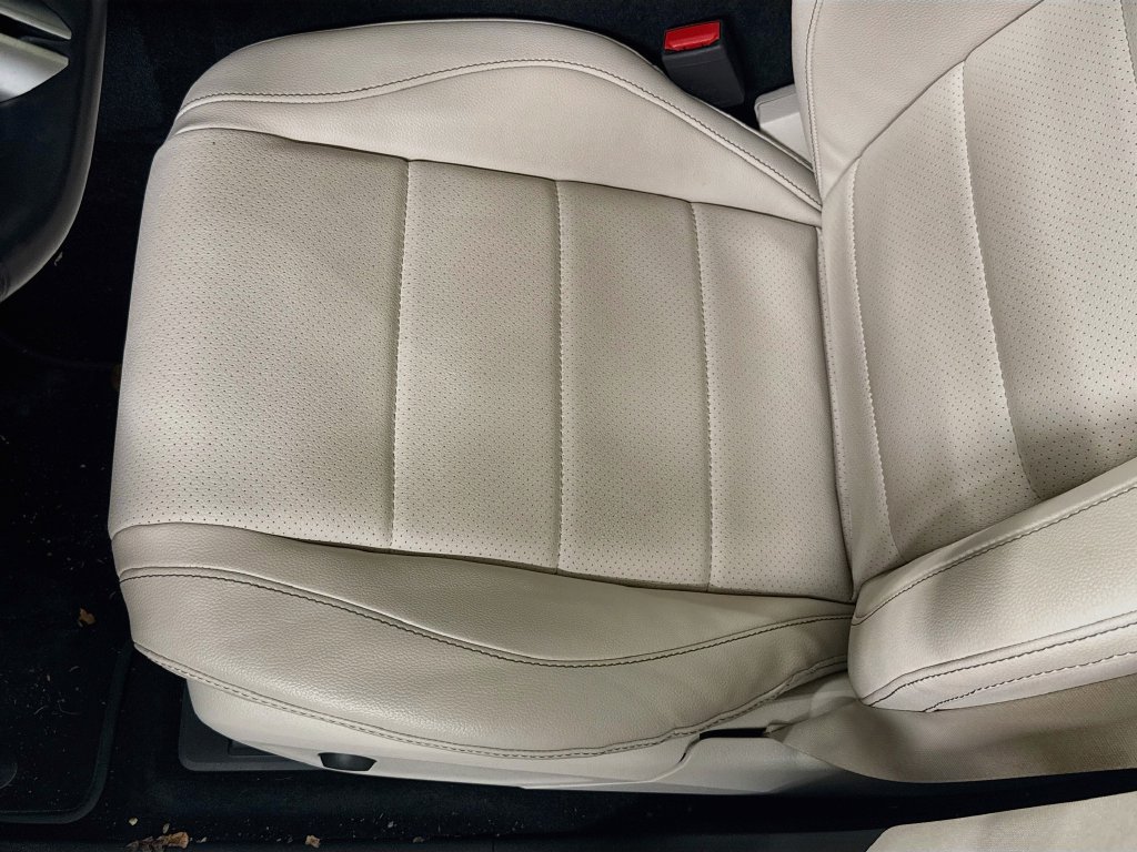 Certified 2024 Mercedes-Benz GLS 450 4MATIC image 21