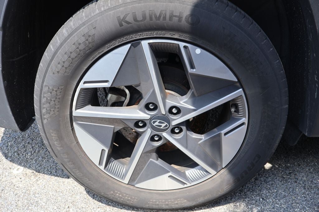 Used 2025 Hyundai Tucson SEL FWD image 12