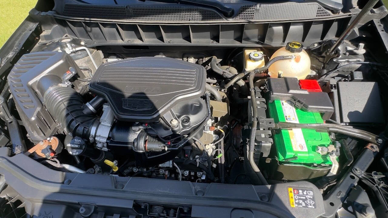 Used 2018 Cadillac XT5 Luxury w/ Driver Awareness Package image 24