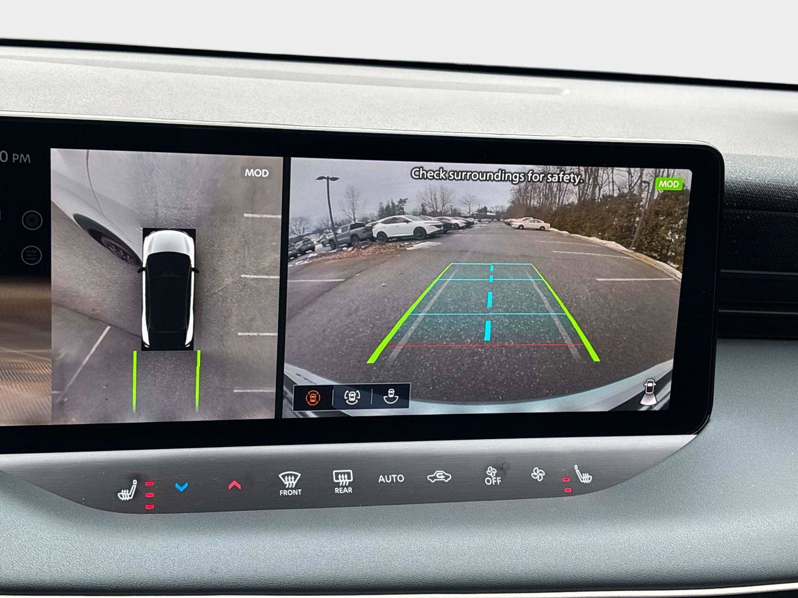 New 2026 Nissan Leaf Platinum+ image 18